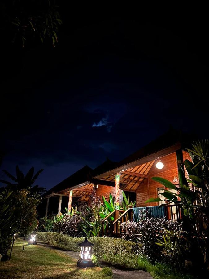 Hotel Lembongan Seaview à Nusa Lembongan Extérieur photo