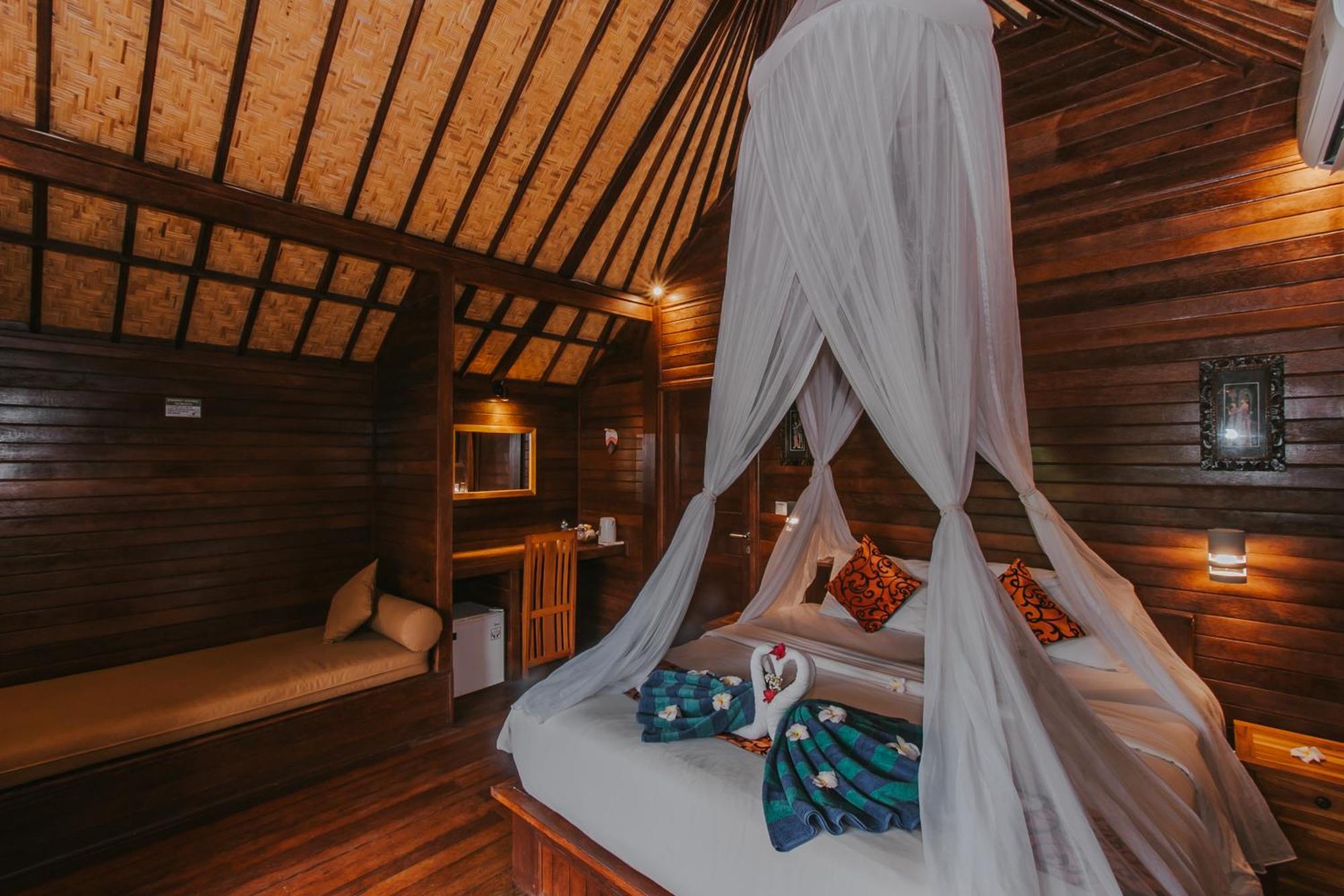 Hotel Lembongan Seaview à Nusa Lembongan Extérieur photo