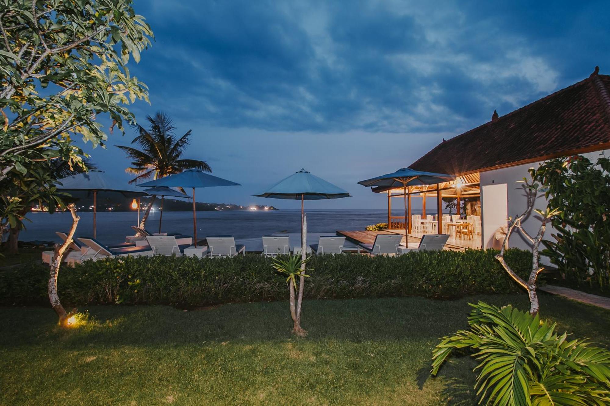 Hotel Lembongan Seaview à Nusa Lembongan Extérieur photo